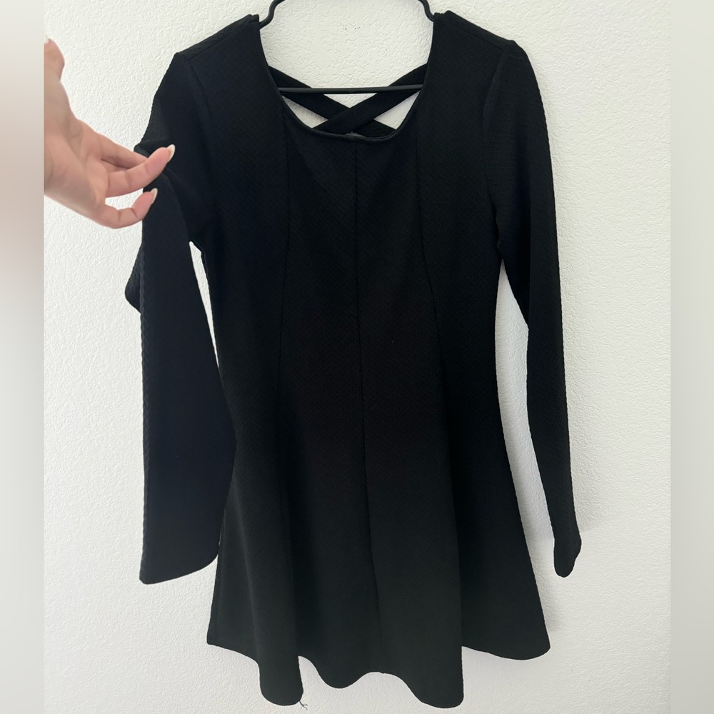 NWT size M black dress